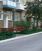 В Октябрьске продолжается благоустройство дворовых территорий в рамках национального проекта "Жилье и Городская среда". 