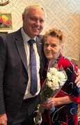 Глава г.о. Октябрьск Владимир Ревин поздравил долгожительниц Октябрьска с днем рождения