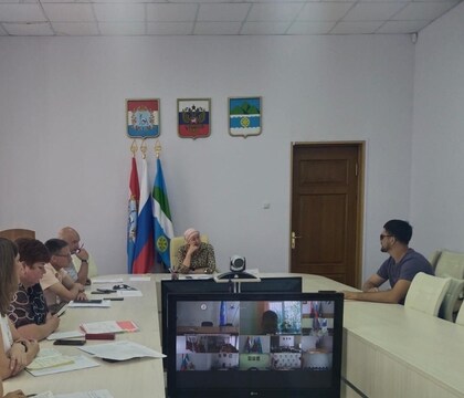 Глава городского округа Октябрьск Александра Гожая провела встречу с предпринимателями города