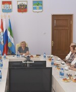 Глава г.о. Октябрьск  А.В. Гожая провела встречу с почетными гражданами города.