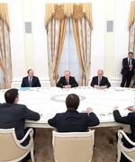 Встреча Президента РФ Владимира Путина с Главой региона Дмитрием Азаровым