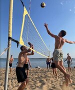Пляжный волейбол на фестивале «Спорт — для всех!»