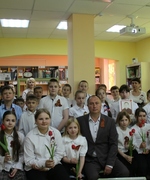 В Октябрьске к Международной акции «Читаем детям о войне» присоединились депутаты городской Думы